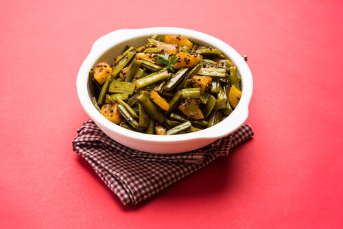 Cluster Beans Curry Recipe | Kothavarangai Poriyal