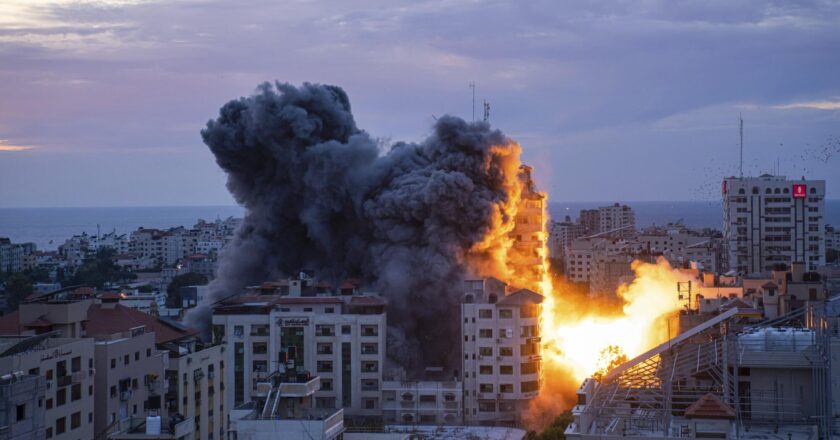 Israel, Hamas battle; at least 1,100 dead so far