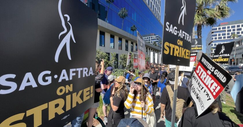 Actors guild SAG-AFTRA, major studios continue negotiations