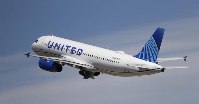 Flight attendants sue United over Dodgers’ charter flights