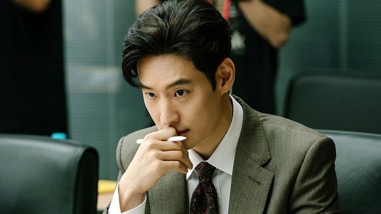 Taxi Driver actor Lee Je Hoon gears up for new