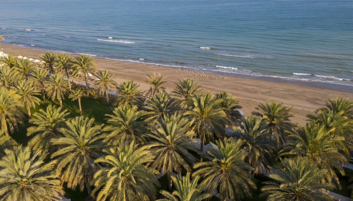 48 hours in Muscat Oman what to eat drink see