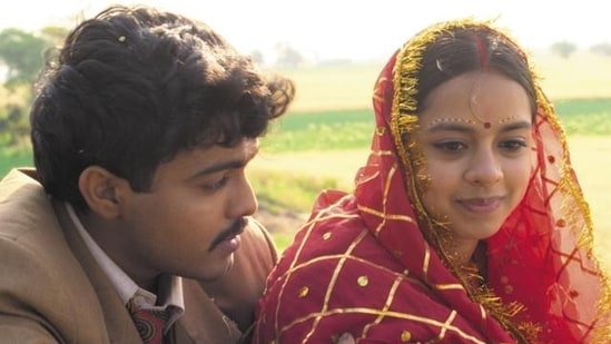 Sparsh Shrivastav and Nitanshi Goel in a still from Kiran Rao's Laapataa Ladies. Sparsh Shrivastav and Nitanshi Goel in a still from Kiran Rao's Laapataa Ladies.