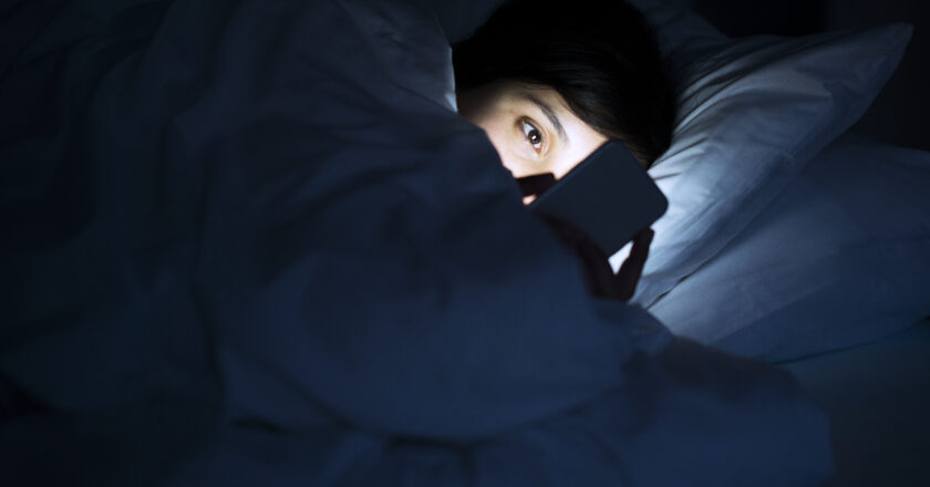How to Stop Procrastinating at Bedtime and Go to Sleep