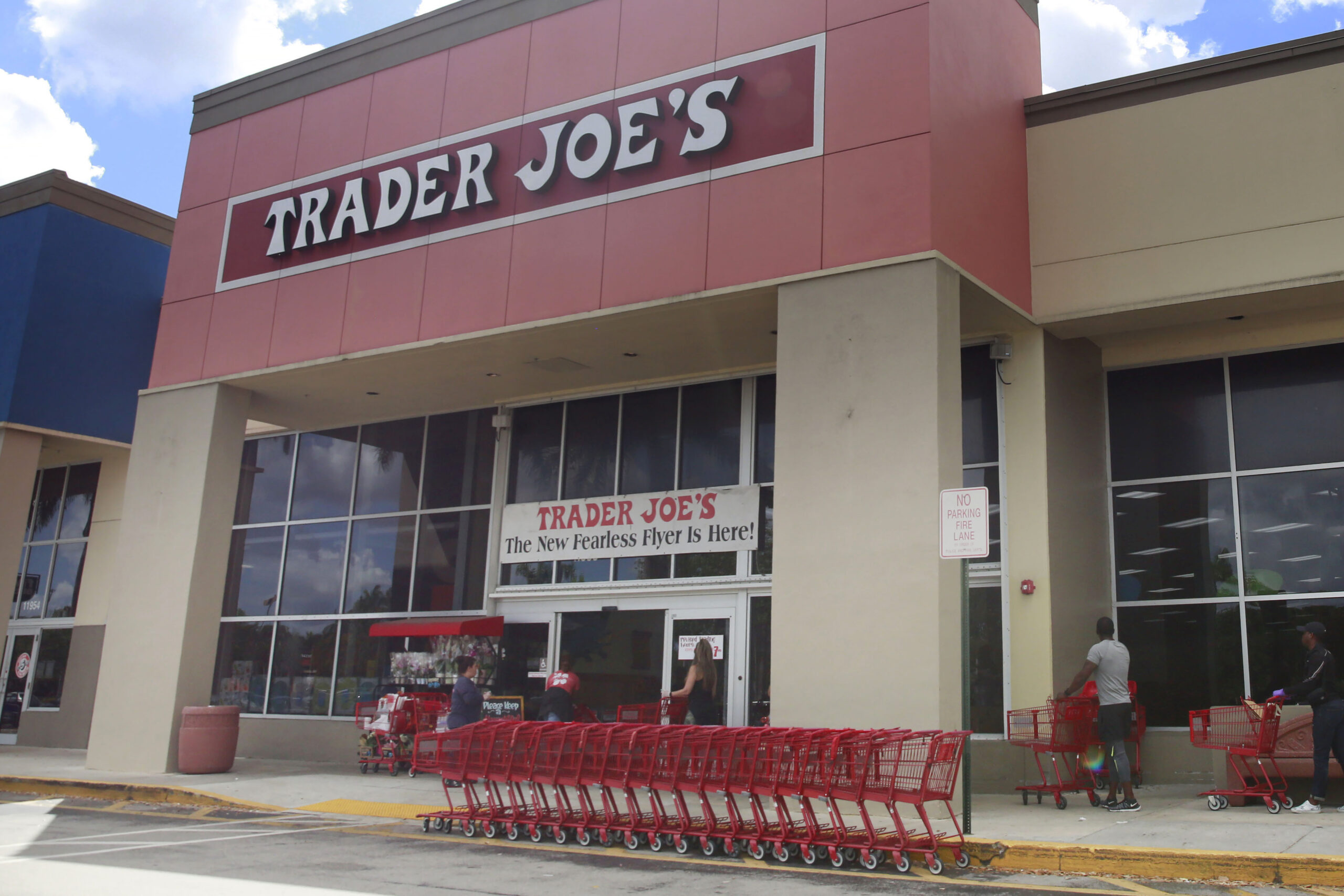 trader joes dumplings scaled