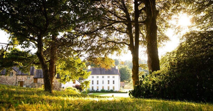 Enjoy the ultimate eco-weekend in Wales