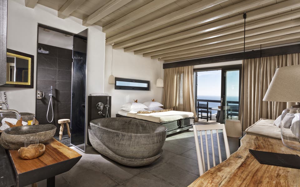 The best European hotels with in-room bathtubs 13 1715200614 327 The best European hotels with in room bathtubs
