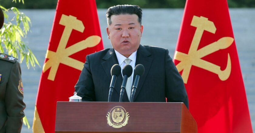 North Korea Flies Trash and Manure Balloons Over the South