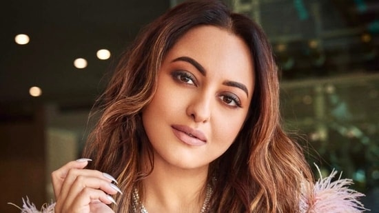 The big fat Indian wedding is incomplete without exquisite craftsmanship, celebrated by couturiers who bring together the old and the new. Here, Sonakshi Sinha wears a sequined gown with faux feather on the shoulders from designer Dolly J, who will showcase her creations at the FDCI Wedding Weekend to be held on August 3-4 in the Capital. She pairs it with a diamond neckpiece from Naulakha Fine Jewels(Rohan Shreshtha ) The big fat Indian wedding is incomplete without exquisite craftsmanship, celebrated by couturiers who bring together the old and the new. Here, Sonakshi Sinha wears a sequined gown with faux feather on the shoulders from designer Dolly J, who will showcase her creations at the FDCI Wedding Weekend to be held on August 3-4 in the Capital. She pairs it with a diamond neckpiece from Naulakha Fine Jewels(Rohan Shreshtha )