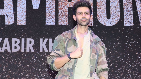 Kartik Aaryan recently spoke about every nepo kid wanting to be an outsider these days.
