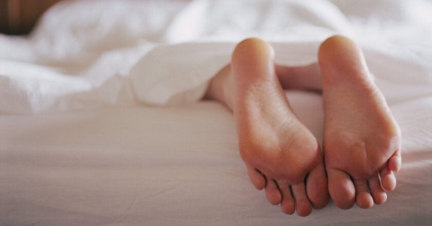 How to Get Back to Sleep After Waking Up at Night