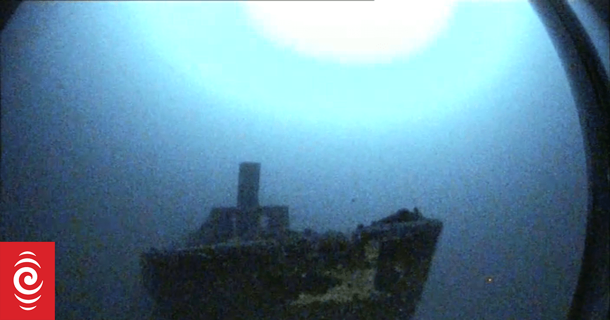 4KMHJNW 2 DROP CAMERA Bow and bent foremast CSIRO png