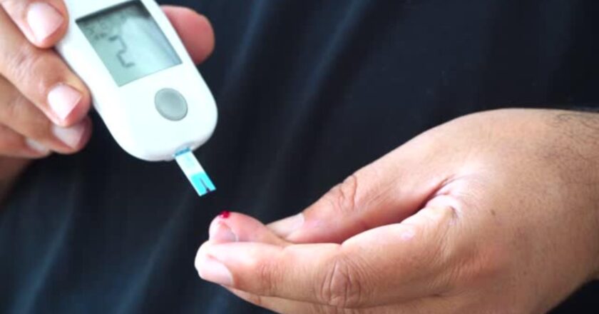Combat high blood sugar levels with expert-approved superfoods