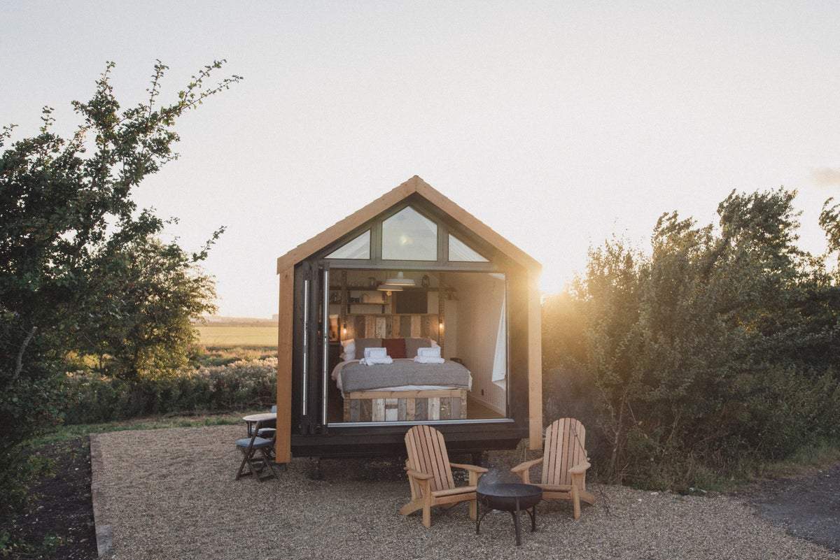 Luxury in the marshes screen free family time on Elmley Nature