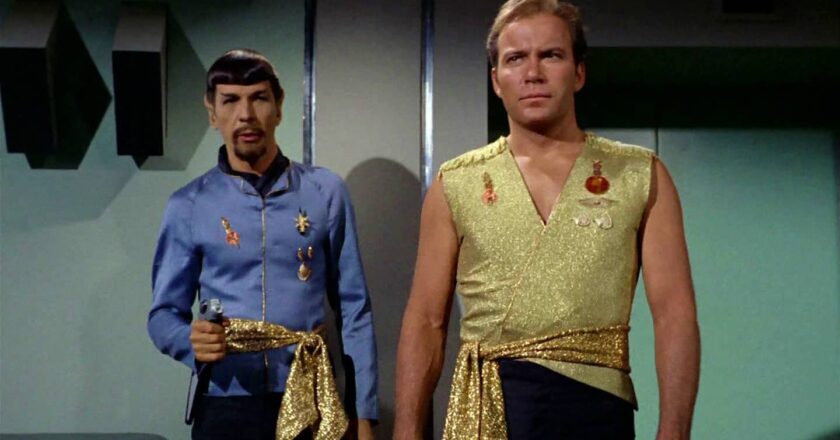 Star Trek Mirror Universe Completely Destroys Earth?