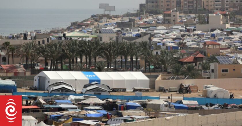 UN food agency suspends staff movement in Gaza after vehicle fired on