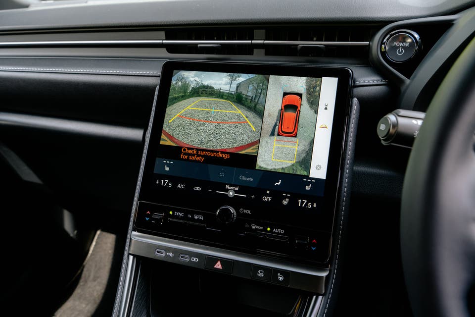 Lexus LBX - luxury, sophistication and technology in a small-car package 4 Lexus LBX