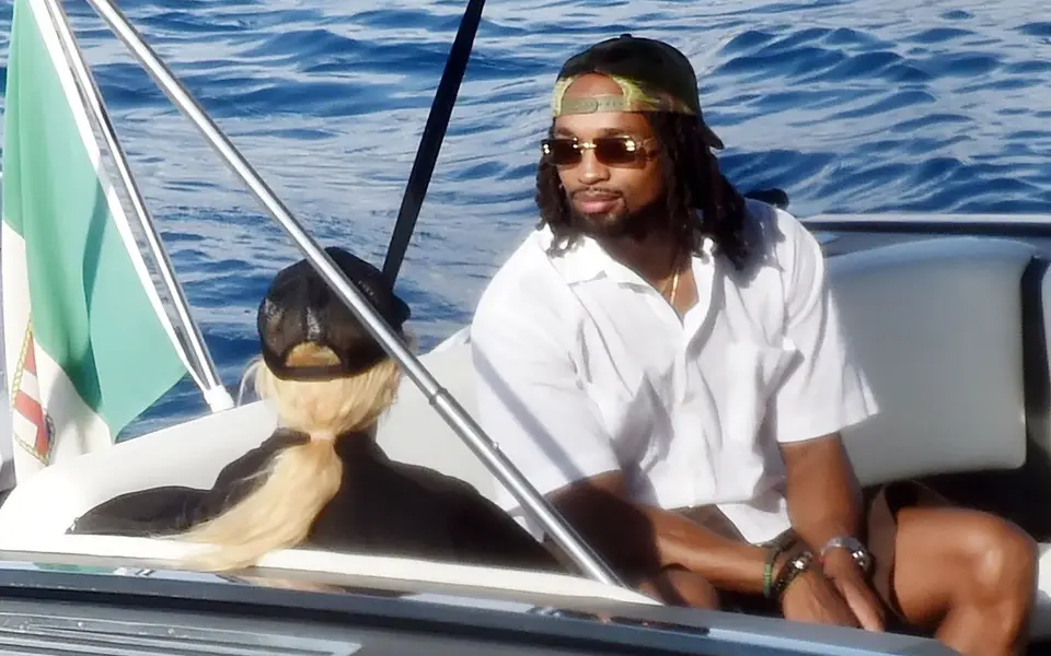 Who is Akeem Morris? The football player rumoured to be dating Madonna 3 1723656551 303 Who is Akeem Morris The football player rumoured to be