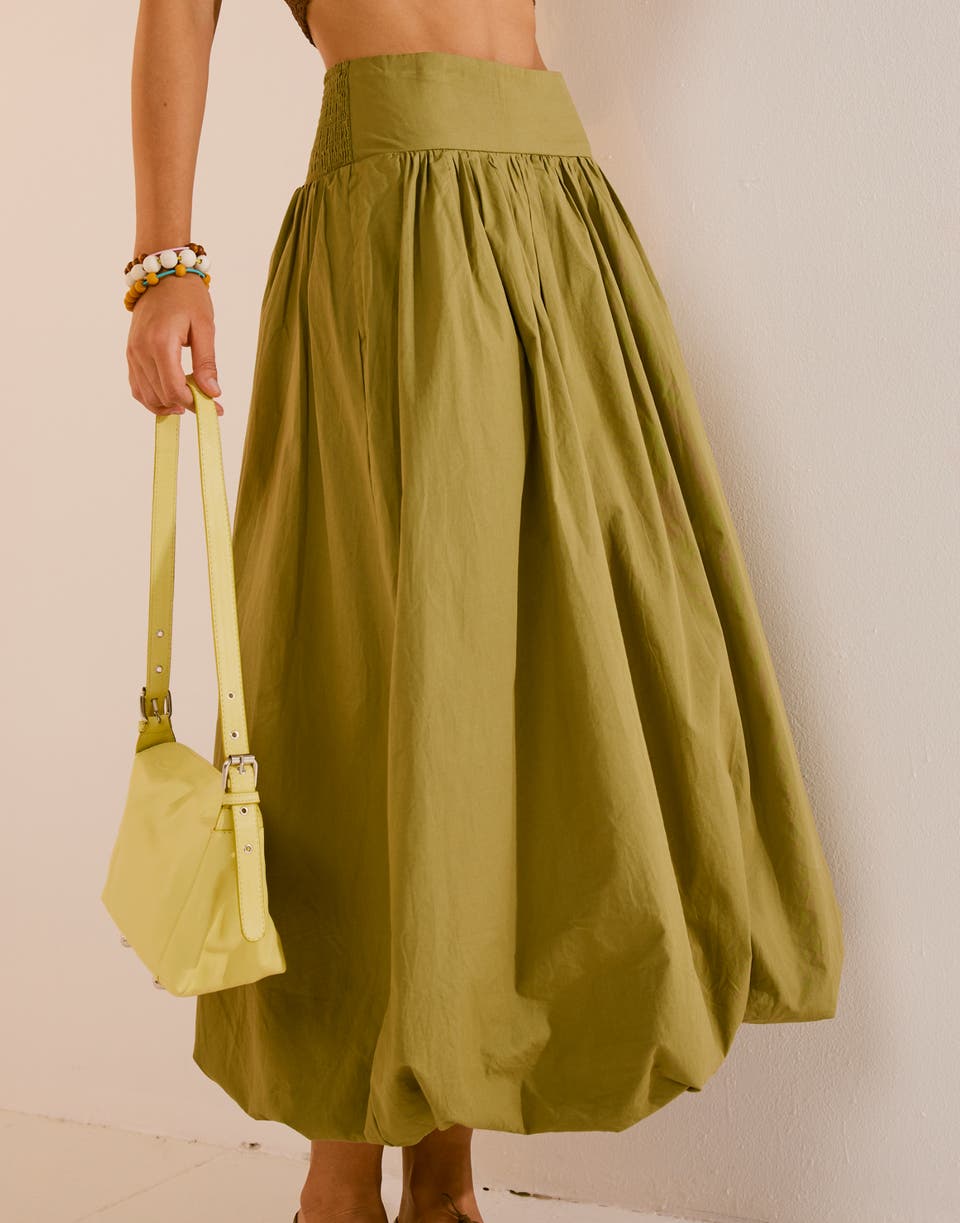 Bubble skirts are the perfect late summer investment piece to add to your wardrobe 6 1723909536 419 Bubble skirts are the perfect late summer investment piece to
