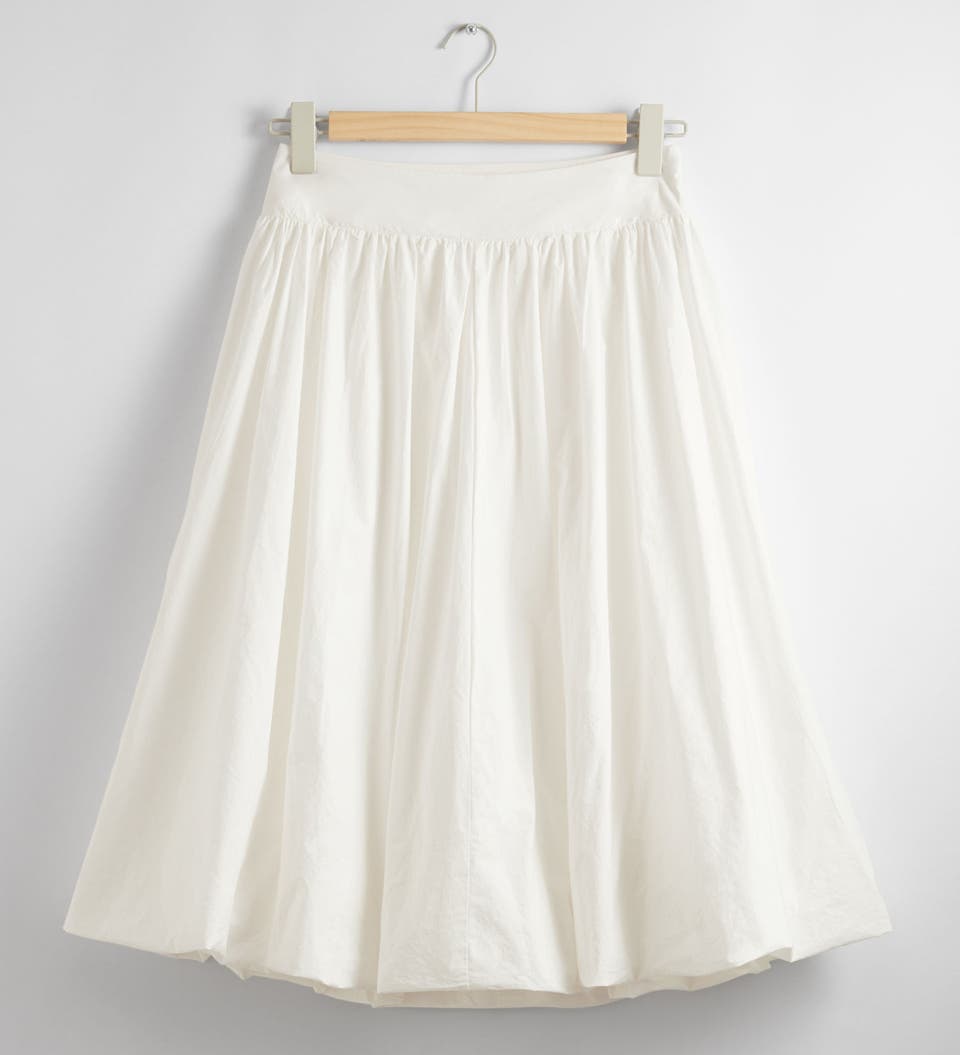 Bubble skirts are the perfect late summer investment piece to add to your wardrobe 7 1723909536 561 Bubble skirts are the perfect late summer investment piece to