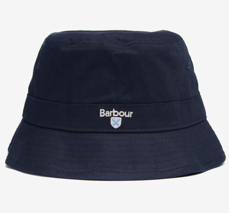 1724970374 617 Bucket hats boom as Oasis takes fashion back to Britpop