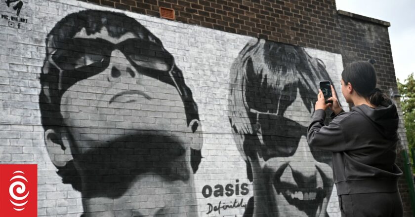 Oasis tickets sell out after technical problems frustrate fans
