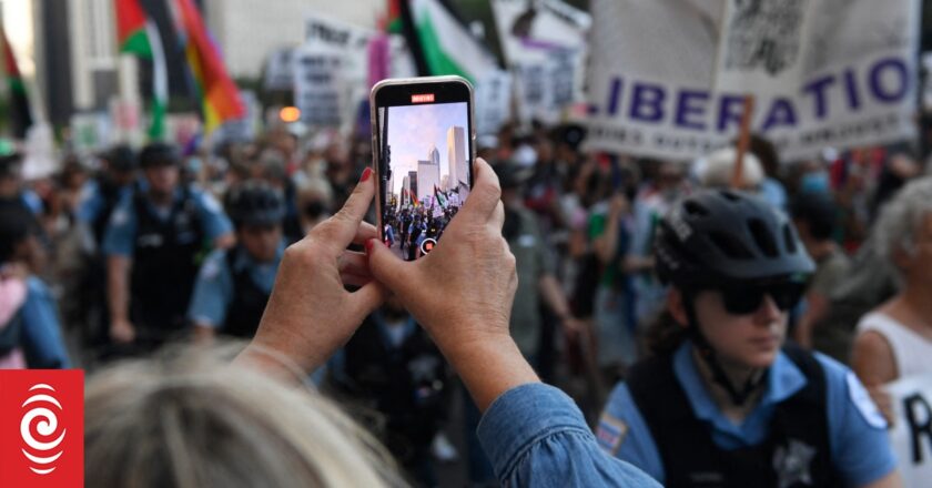 Thousands march against Gaza war at Democratic convention