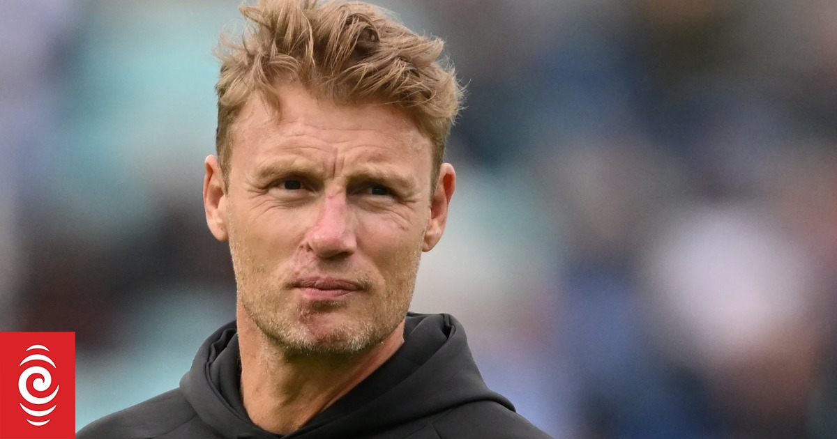 4KLVCF2 000 34UE668 jpg