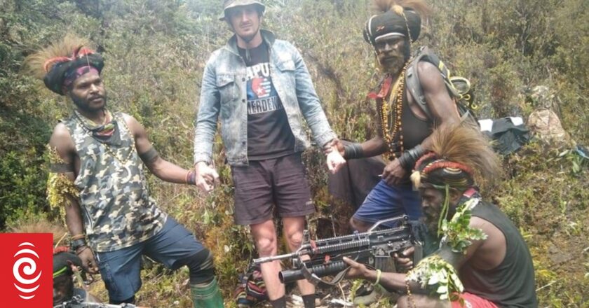 Indonesia’s Papua rebels ready to free New Zealand pilot held for over a year