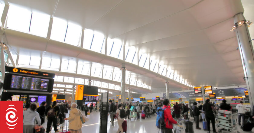 UK’s Heathrow border officers plan four-day strike at end of August