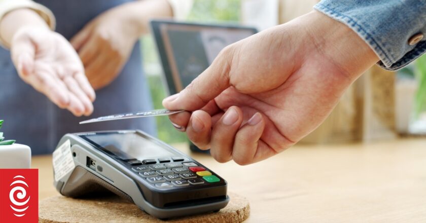 Small businesses resist using digital payment systems despite customer demand