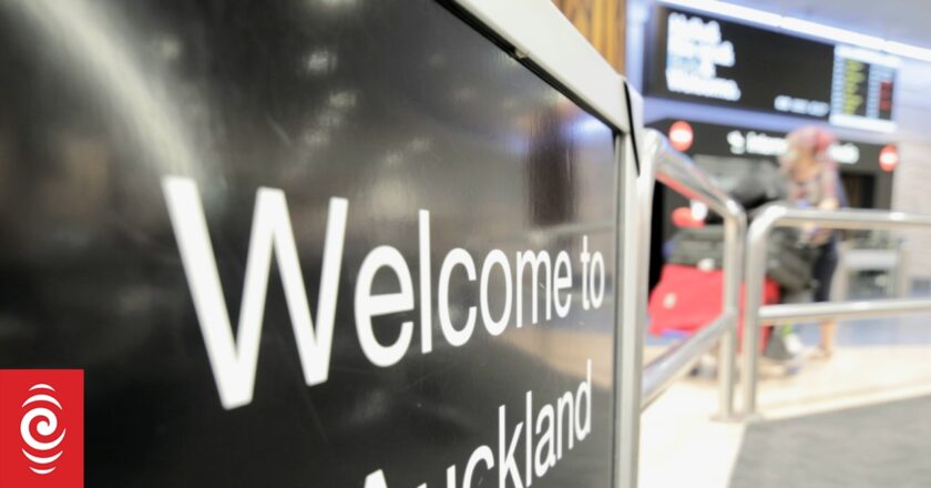 Auckland Airport underlying profit rises