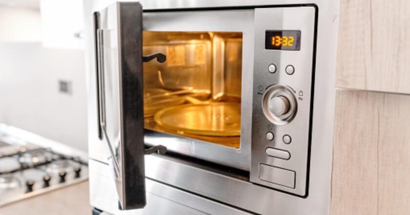 Highly adapted microbes found in microwave ovens: Study