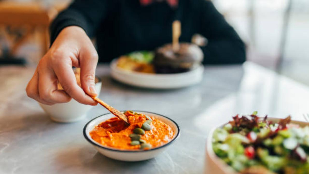 Love your snacks with a dip Study shows it may