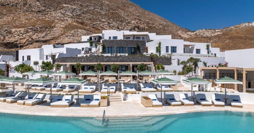 Sunrises and sunsets in Santorini’s latest luxury hotel SandBlu