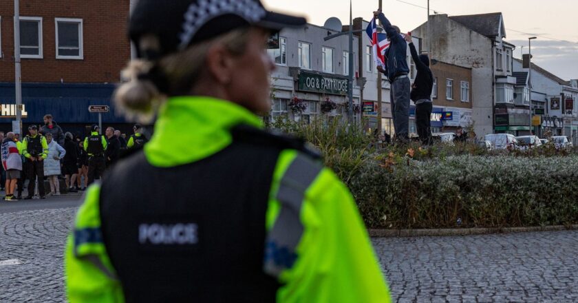 The coke mob: People are bringing Class A drugs to the far right riots