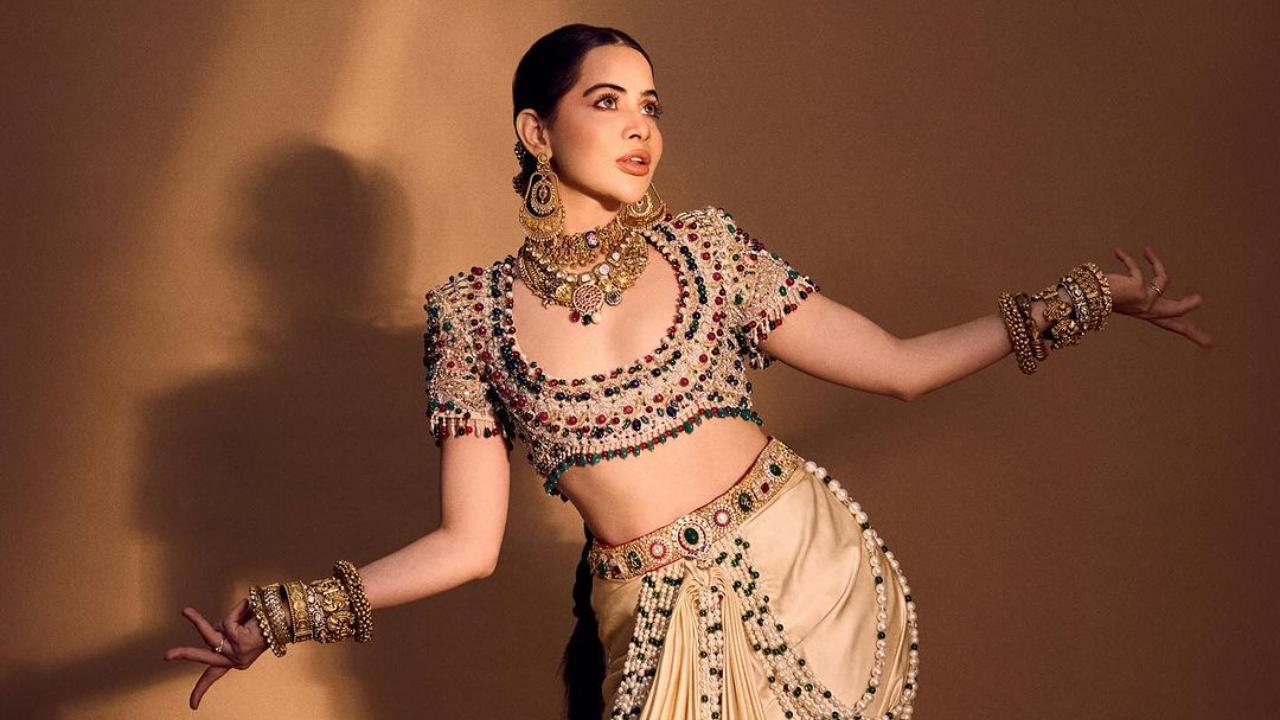 Uorfi Javed says shes not trying to follow Kim Kardashian