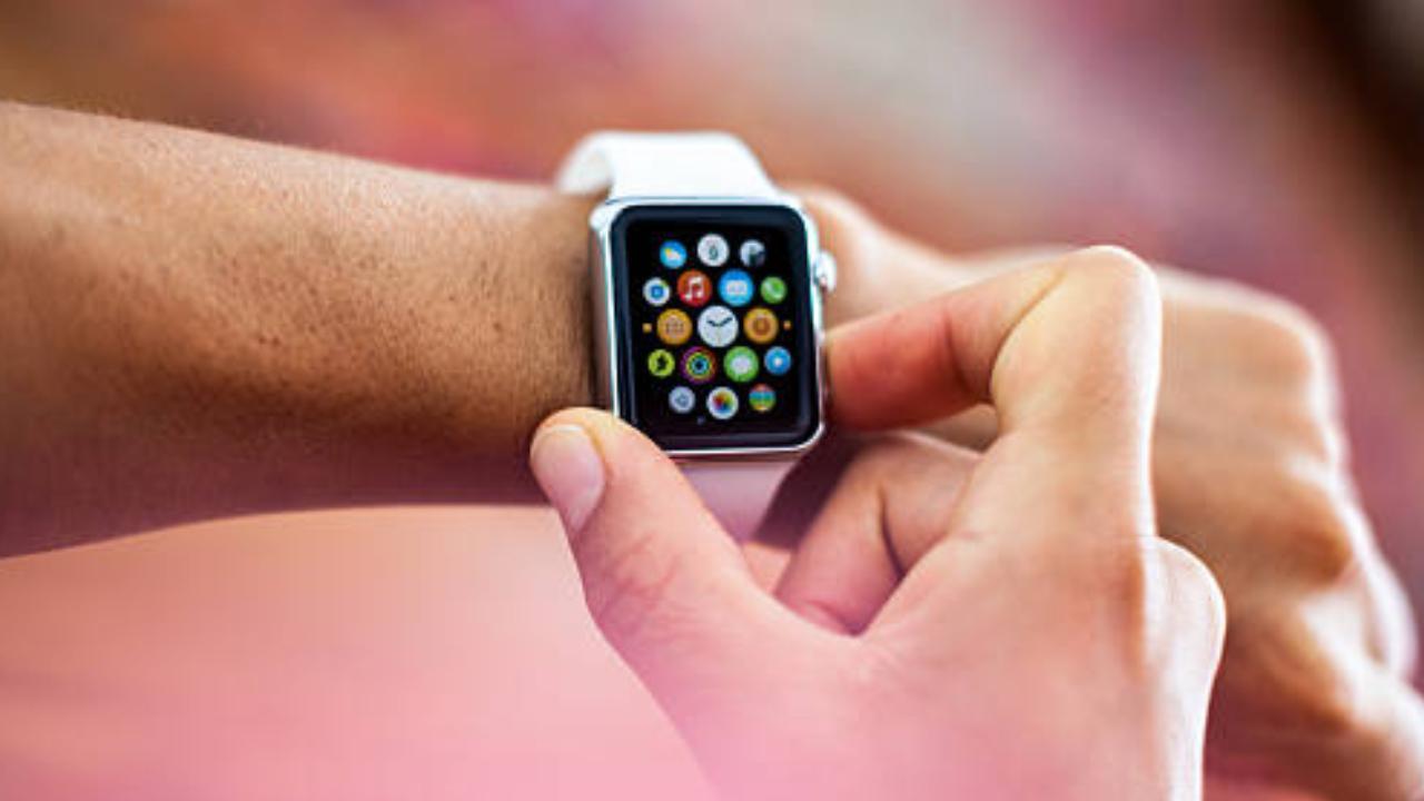 Wear smartwatches They might cause anxiety warn