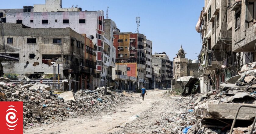 At least 10 Palestinians killed in Gaza strike, Israel says targeted Hamas commander