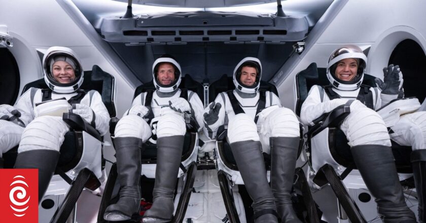 SpaceX-Polaris crew poised to attempt first private spacewalk