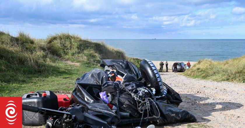 Eight die in Channel crossing attempt, French authorities say