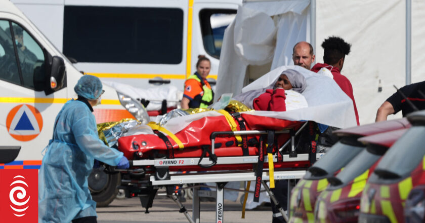 At least 12 migrants dead after boat capsizes in English Channel