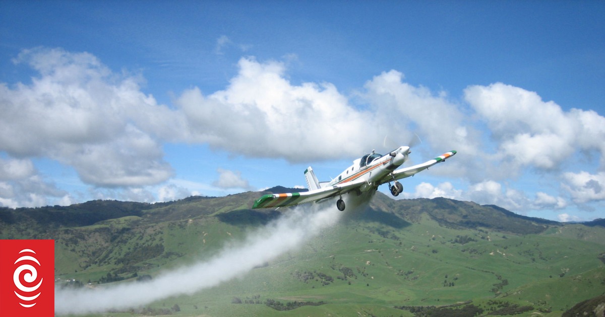 4KSRQ5H agricultural spraying jpg