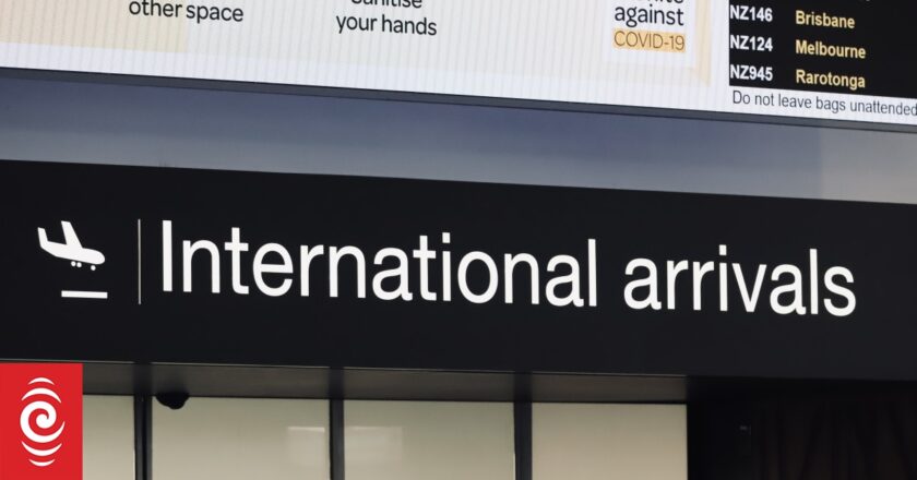 Migrants struggle to find work in softening labour market