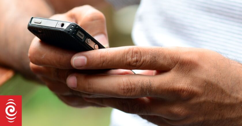 Mobile companies told to make cellphone coverage easier to compare