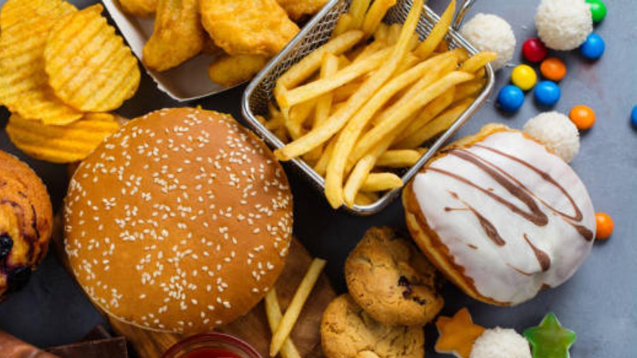 Eating junk food regularly can make you nutrient deficient say