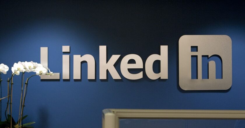 LinkedIn has verified 55 million users to combat AI misinformation