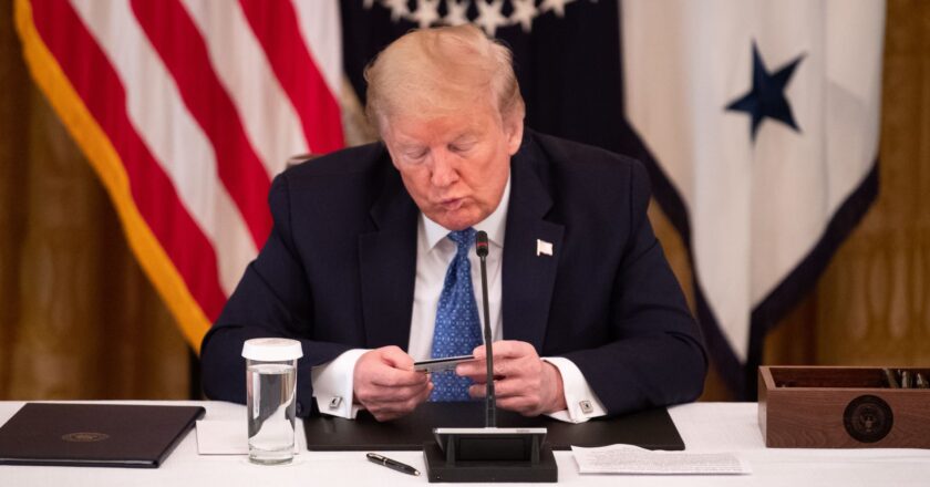 Trump’s coin sale misses early targets as crypto website crashes