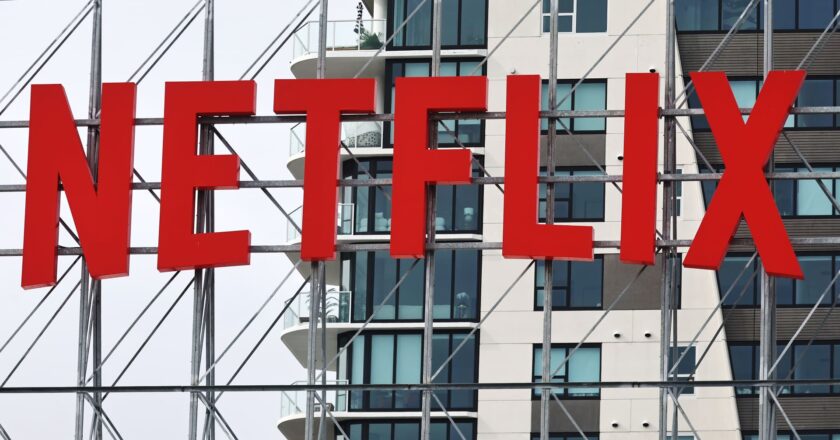 Jim Cramer explains why he thinks Netflix can ‘rock on higher’