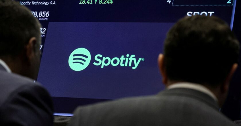 Spotify is ready to follow Netflix and be the next breakout streaming stock, according to the charts
